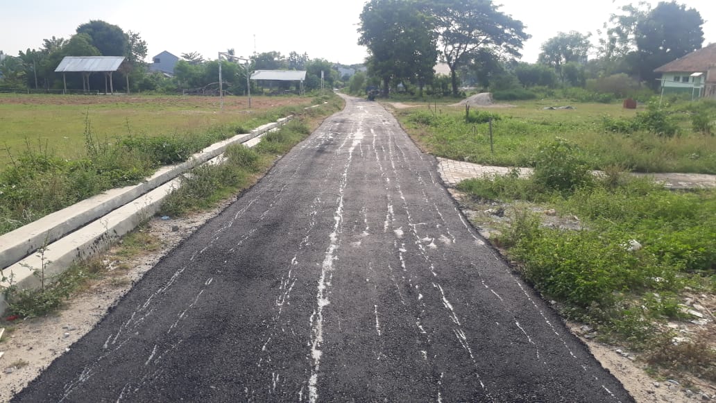 perbaikan jalan Hotmix Kelurahan Walantaka Kota Serang